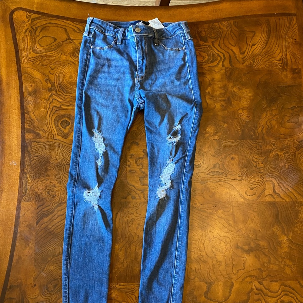 ***HOLLISTER JEANS***